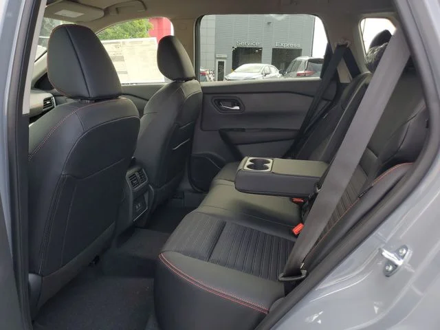 2026 Nissan Rogue Rock Creek - Photo 6