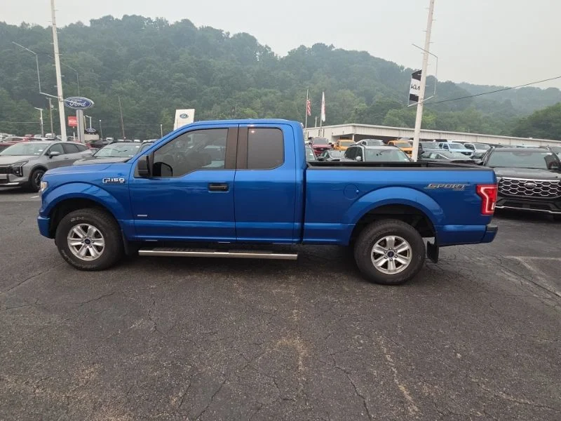 Used 2015  Ford XLT image 4