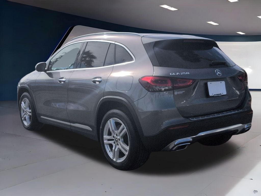 Used 2022 Gray Mercedes-Benz GLA 250 image 6