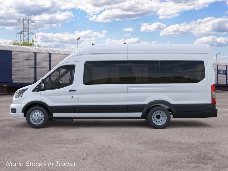 New 2026 Oxford White Ford Passenger Van XLT image 3
