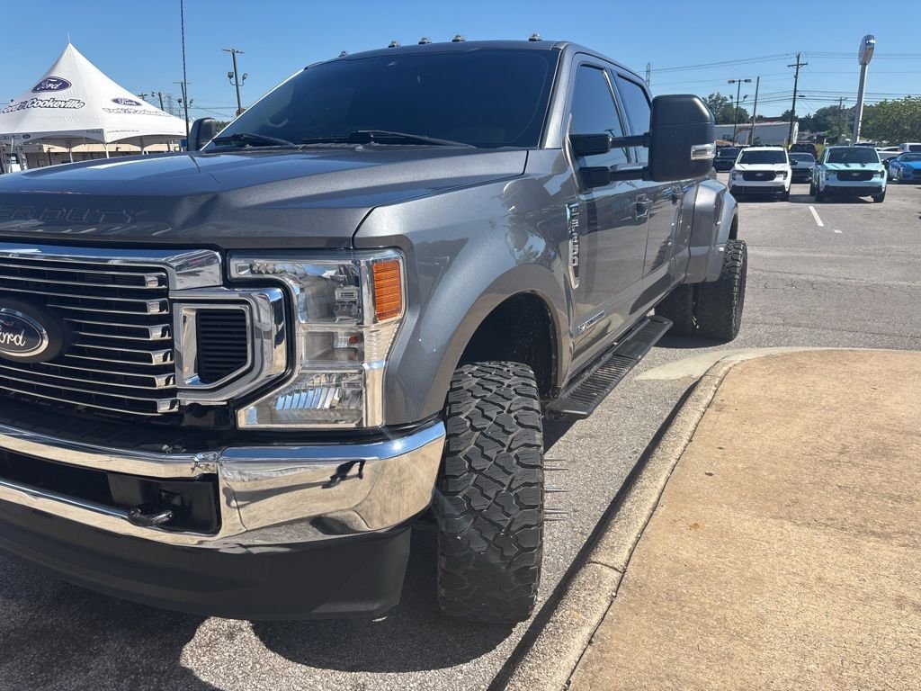 2022 Ford F-350 XLT 4x4 Crew Cab 8' Box DRW's photo