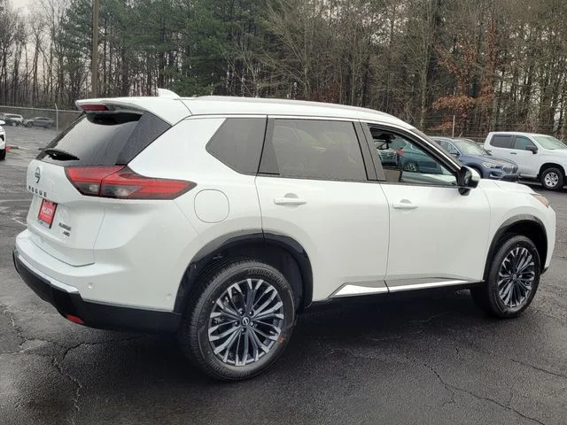 New 2026 White Nissan Platinum image 3
