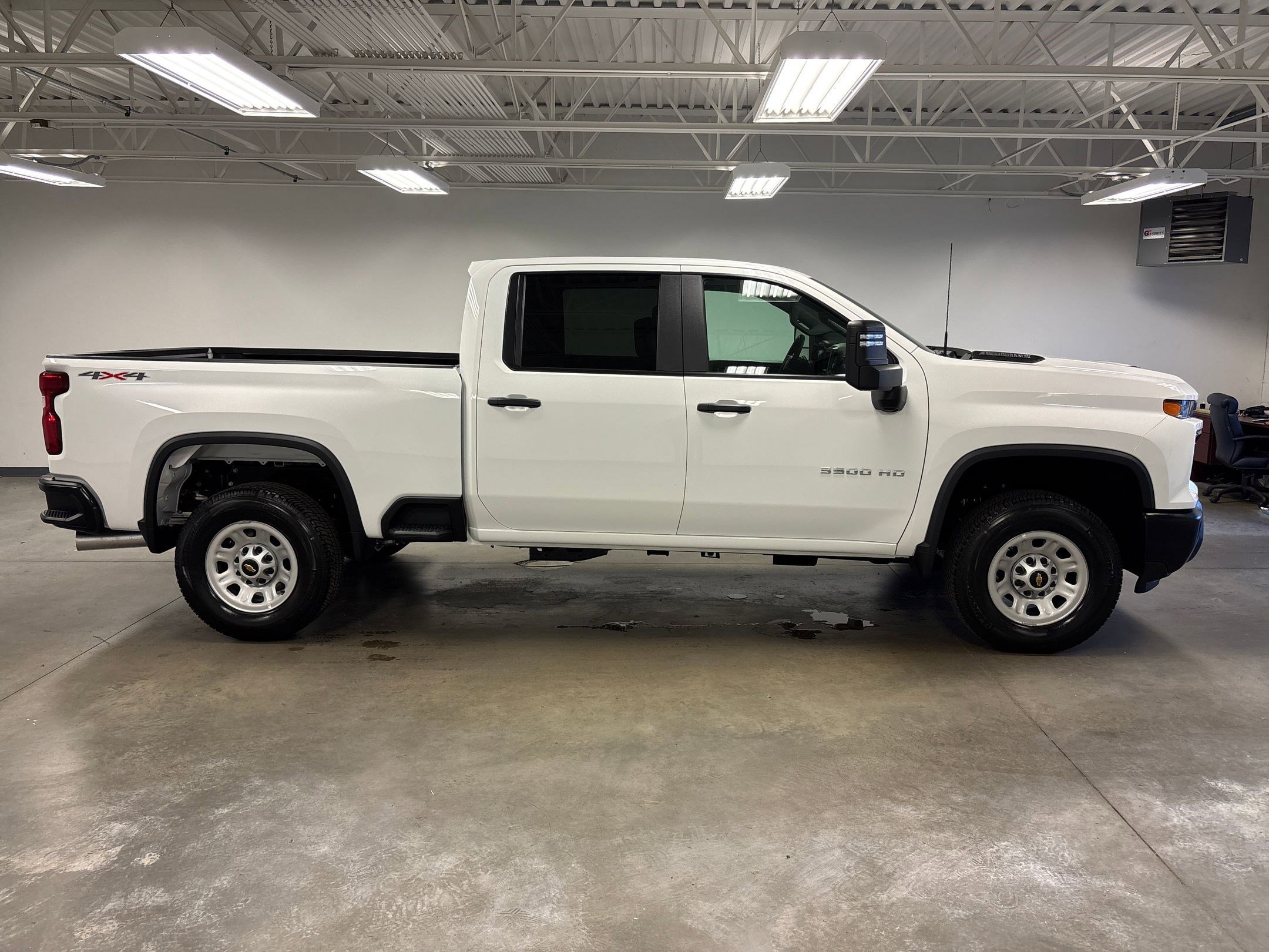 2025 Chevrolet Silverado 3500 HD Work Truck - Photo 6