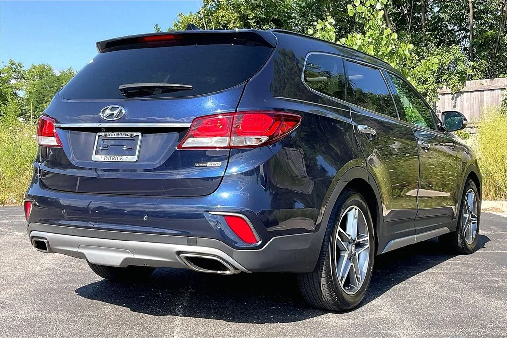 Used 2017 Blue Hyundai Limited Ultimate image 13