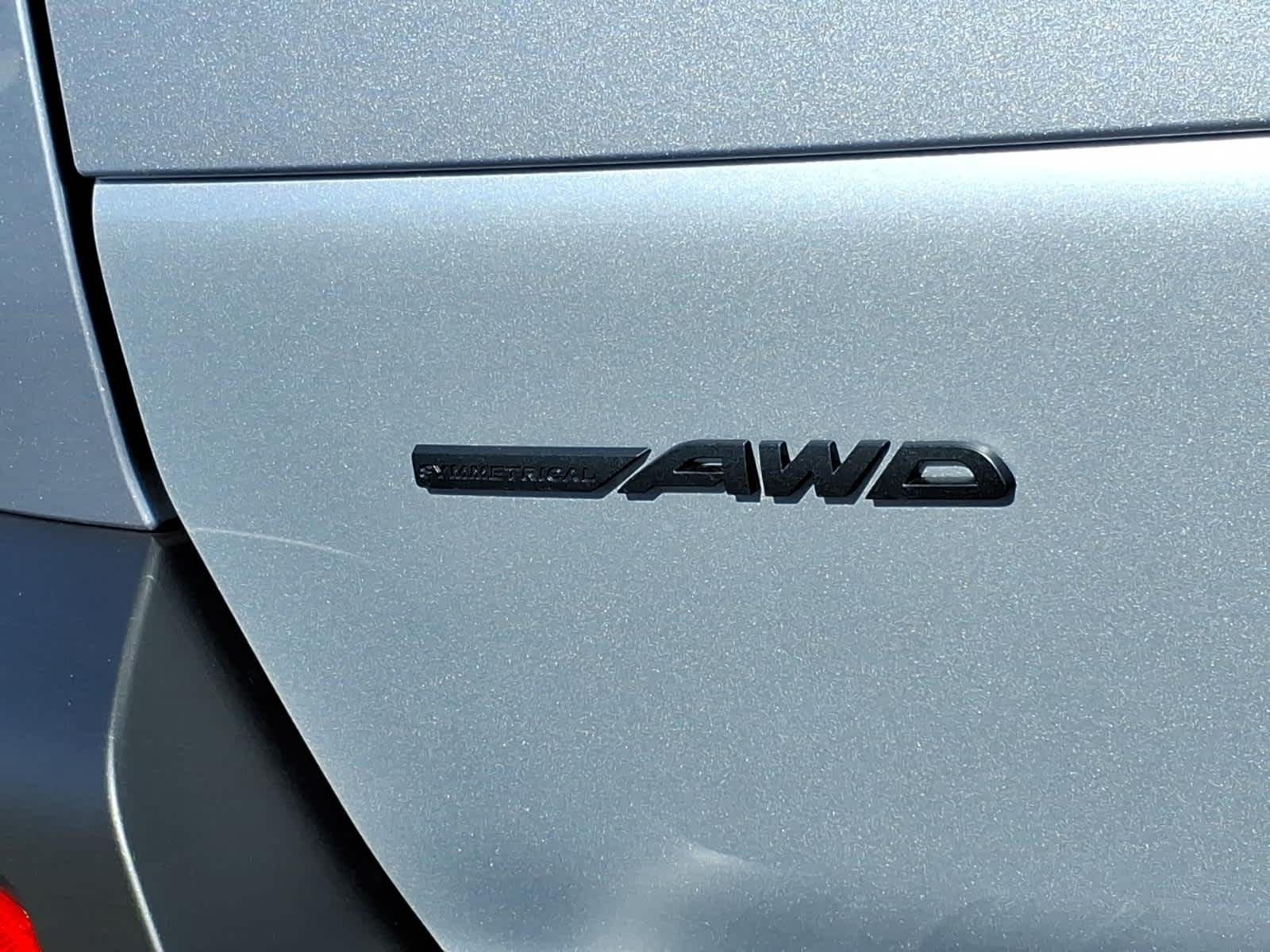 New 2026 ICE SILVER METALLIC Subaru Premium image 10