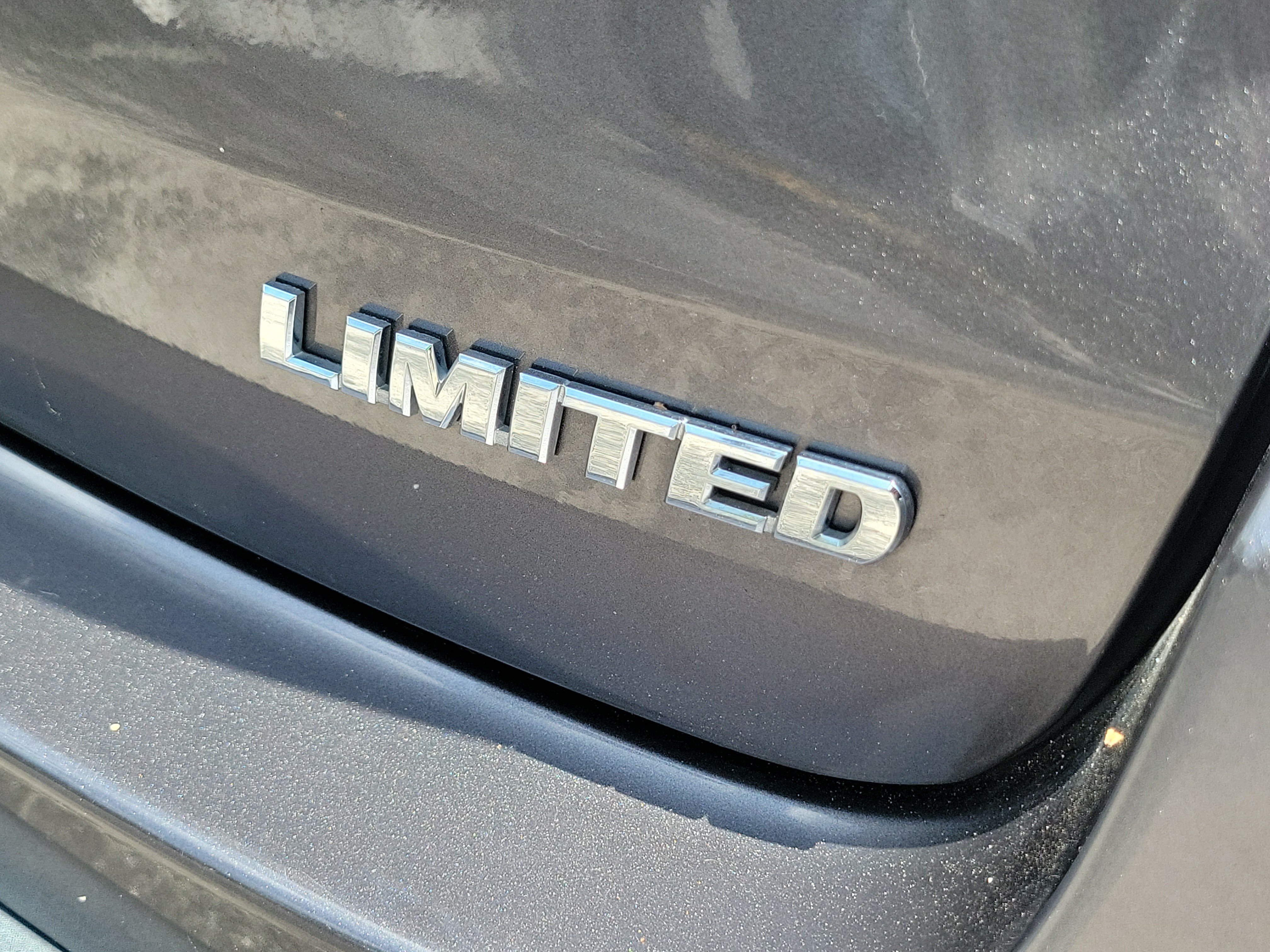 Used 2019 Predawn Gray Mica Toyota Limited image 10