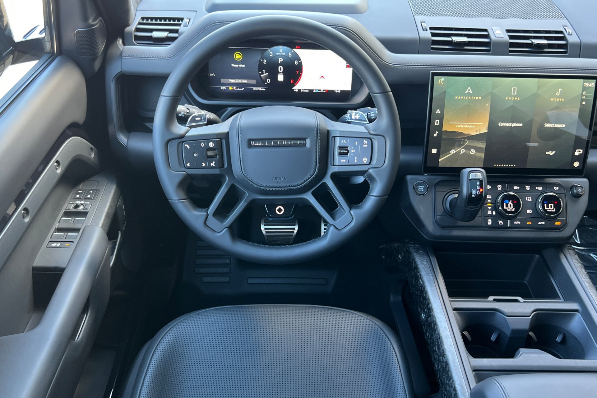 2026 Land Rover Defender OCTA Black - Photo 16