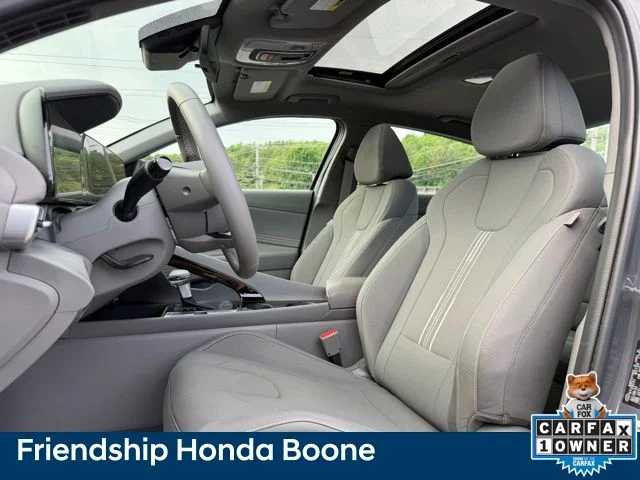 Used 2024 Gray Hyundai SEL image 18