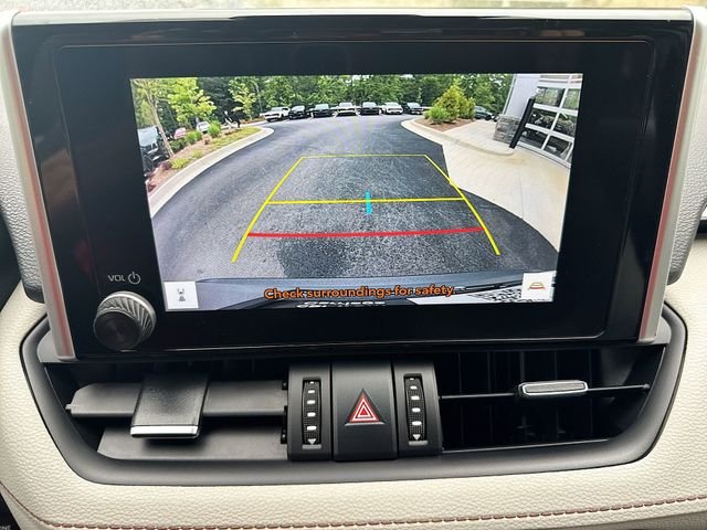 Used 2023 Silver Toyota XLE Premium image 17