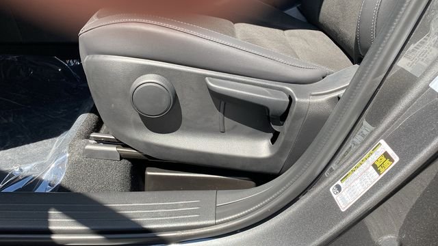 New 2026 Machine Gray Metallic Mazda 2.5 S Select AWD image 17