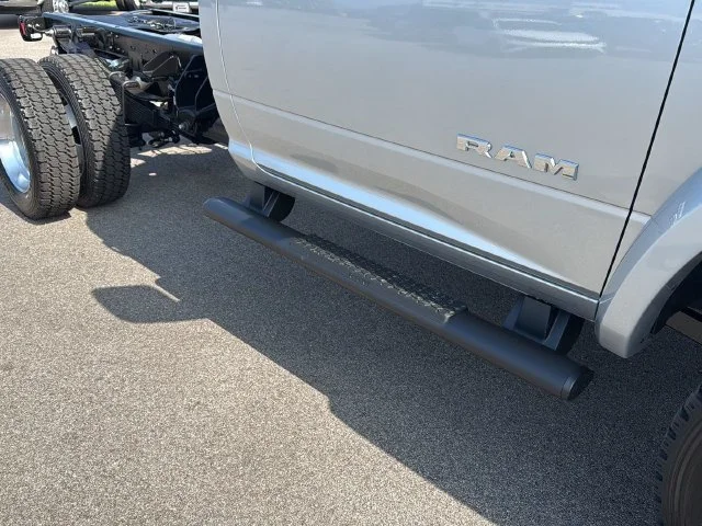 New 2026 Silver Ram Tradesman image 18
