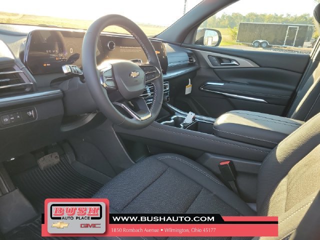 New 2027 Mosaic Black Metallic Chevrolet LT image 19