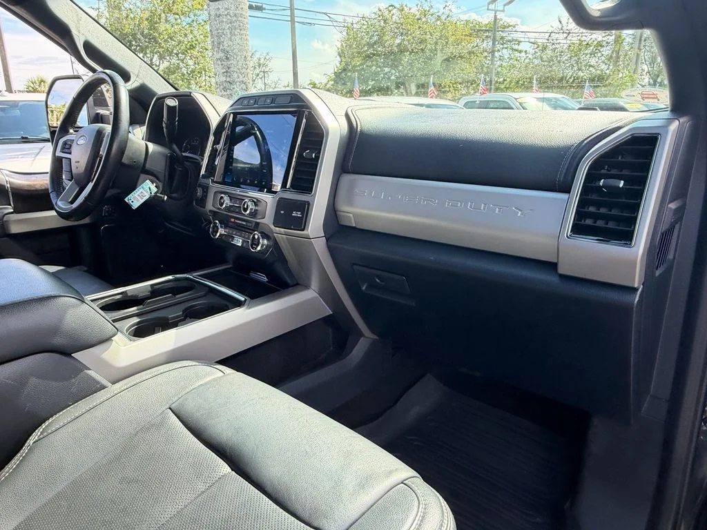 Used 2022 Black Ford Lariat image 18