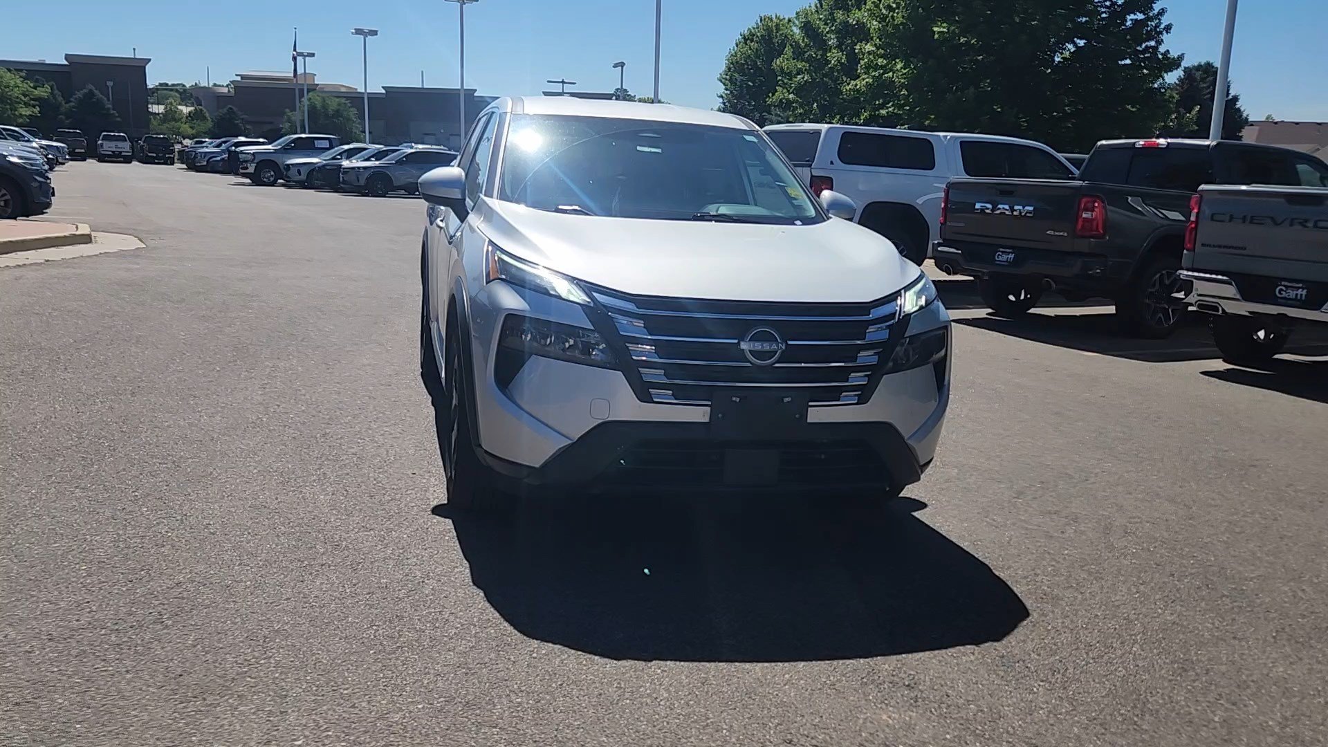 Used 2025 Brilliant Silver Metallic Nissan SV image 7