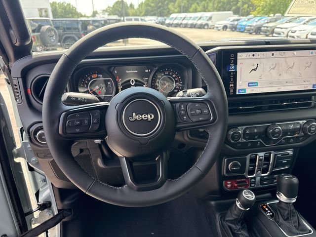 New 2026 White/off-white Jeep Rubicon image 23