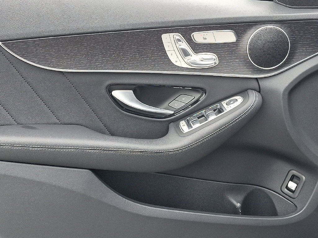 Used 2021 Black Mercedes-Benz C 300 image 13
