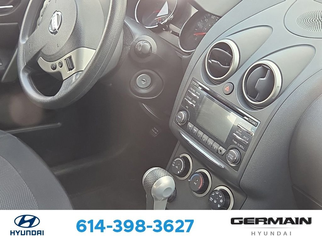 Used 2015 Gray Nissan S image 14