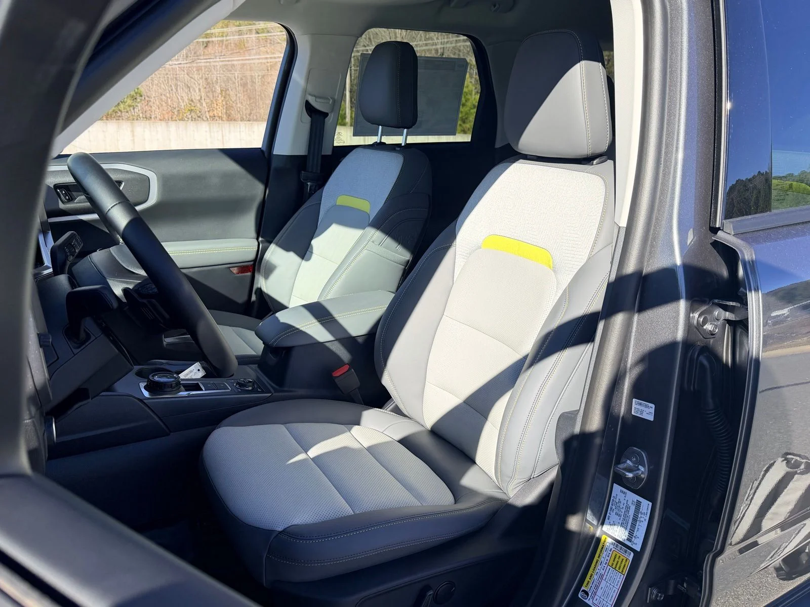 New 2025 Gray Ford Badlands image 15