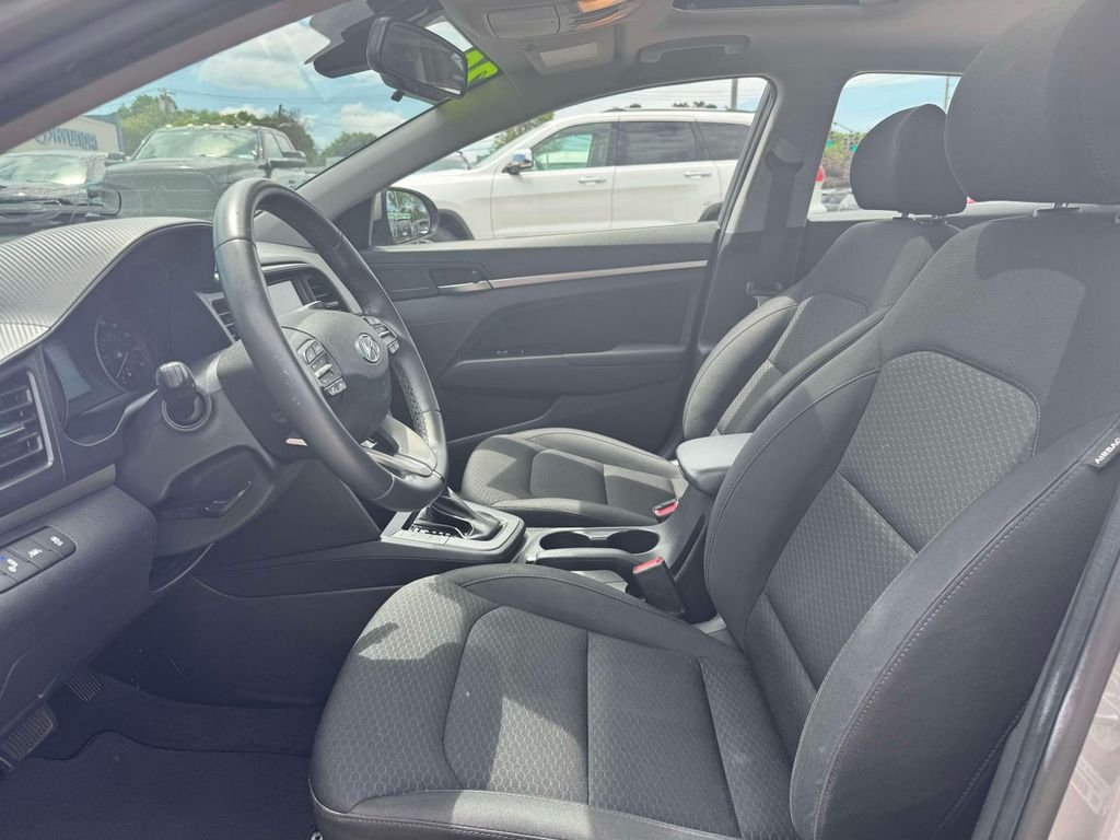2020 Hyundai Elantra Value Edition - Photo 12