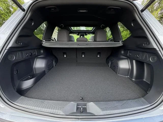 New 2026 ICE SILVER METALLIC Subaru Premium Hybrid image 10