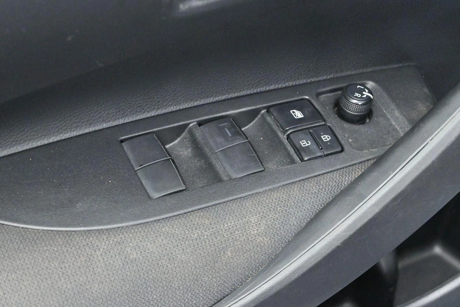 Used 2022 Celestite Gray Metallic Toyota LE image 11