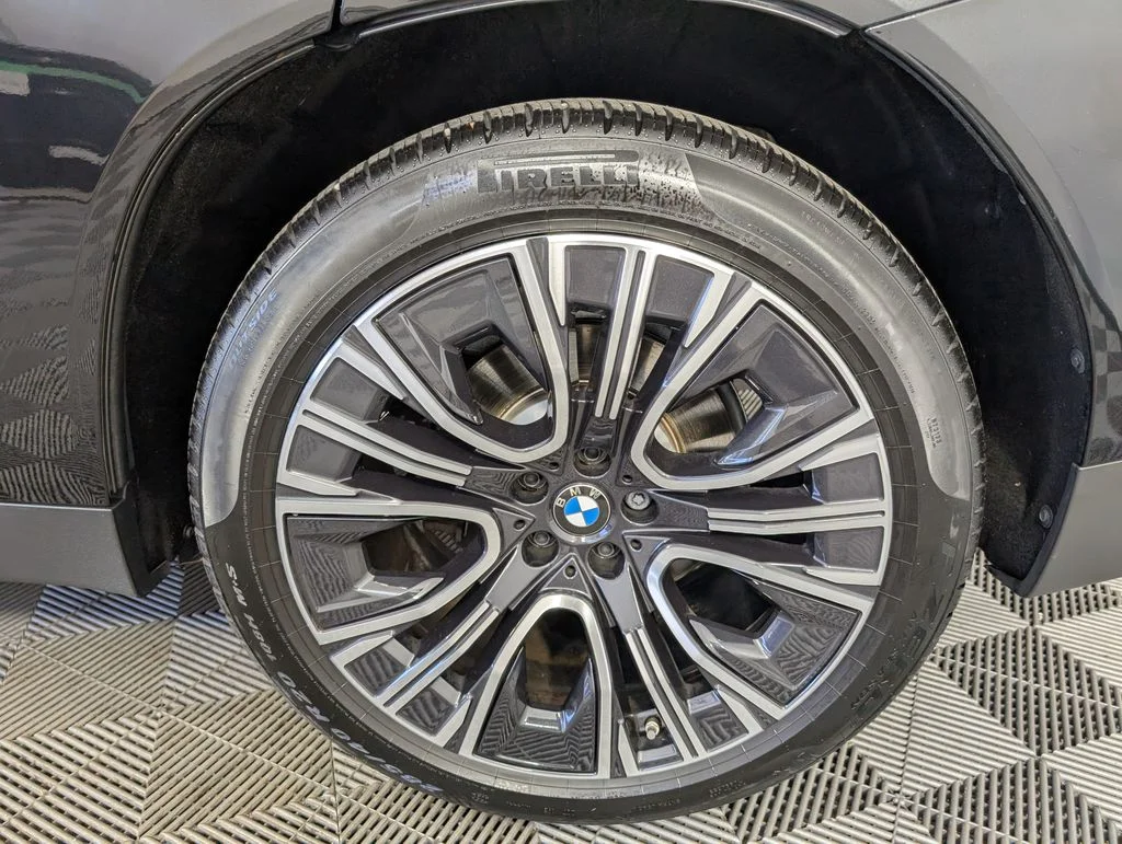 Certified Used 2026 Black Sapphire Metallic BMW 30 xDrive image 12
