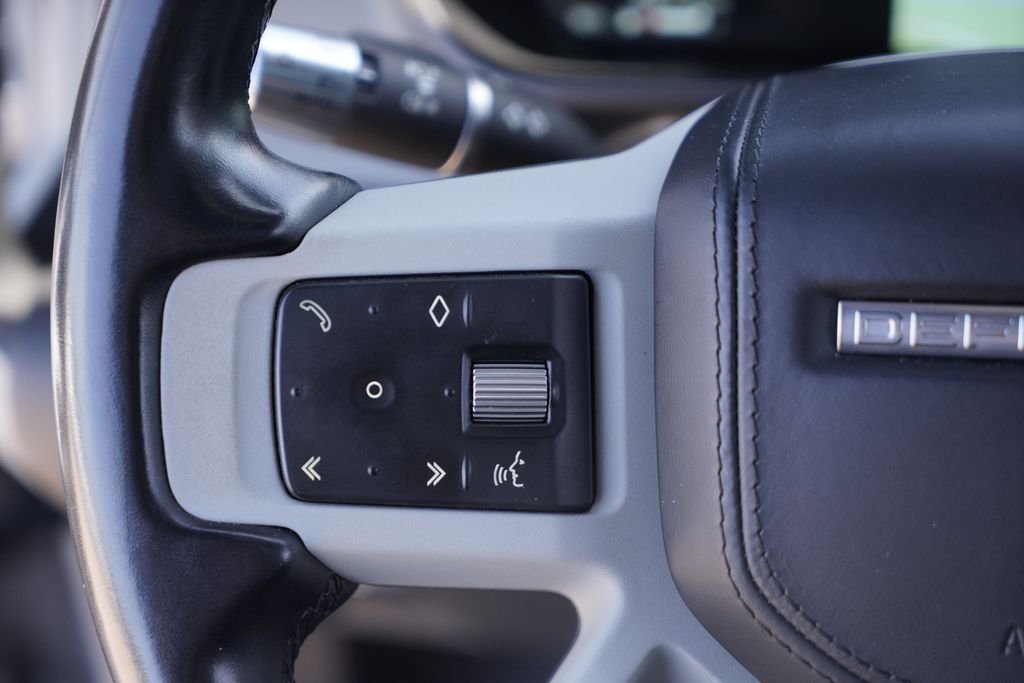 Used 2022 Silver Land Rover XS Edition image 13