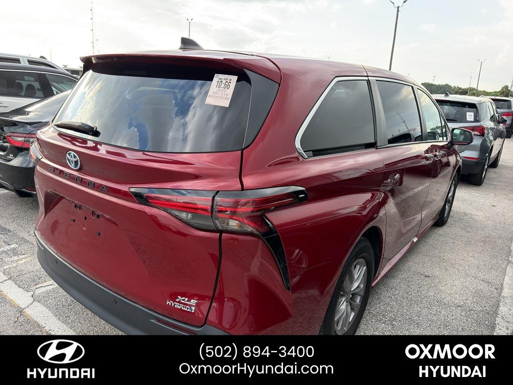 Used 2022 Ruby Flare Pearl Toyota XLE image 3