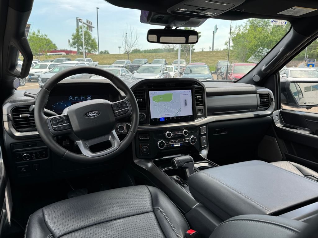 2025 Ford F-150 Lariat - Photo 16