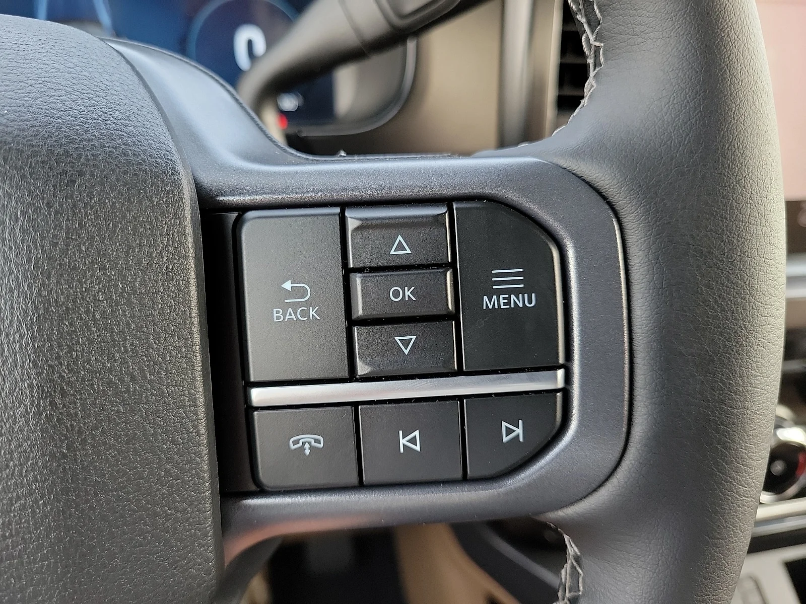 New 2026 Carbonized Gray Metallic Ford F-350&reg; Lariat&reg; image 19