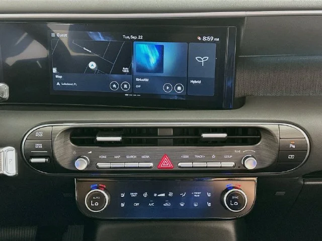 New 2027 White Hyundai Blue SEL Premium image 16