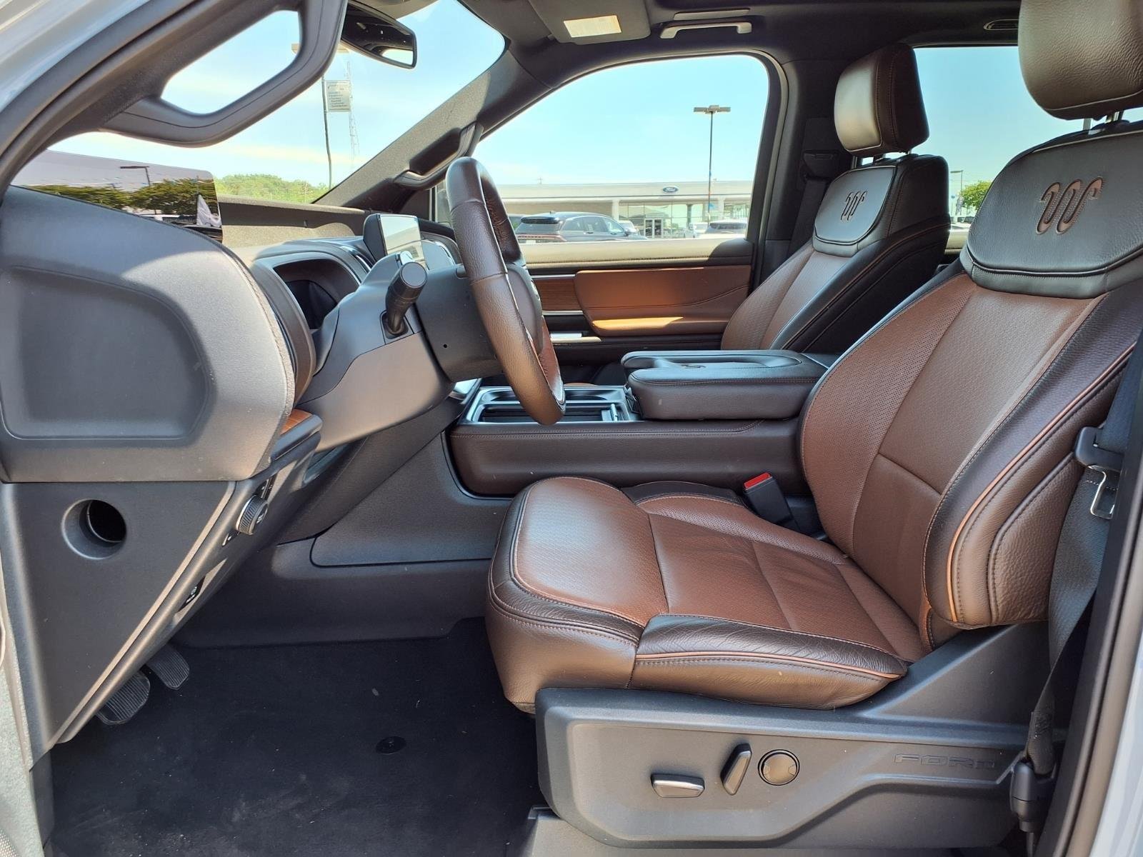 Used 2025 Gray Ford King Ranch image 22