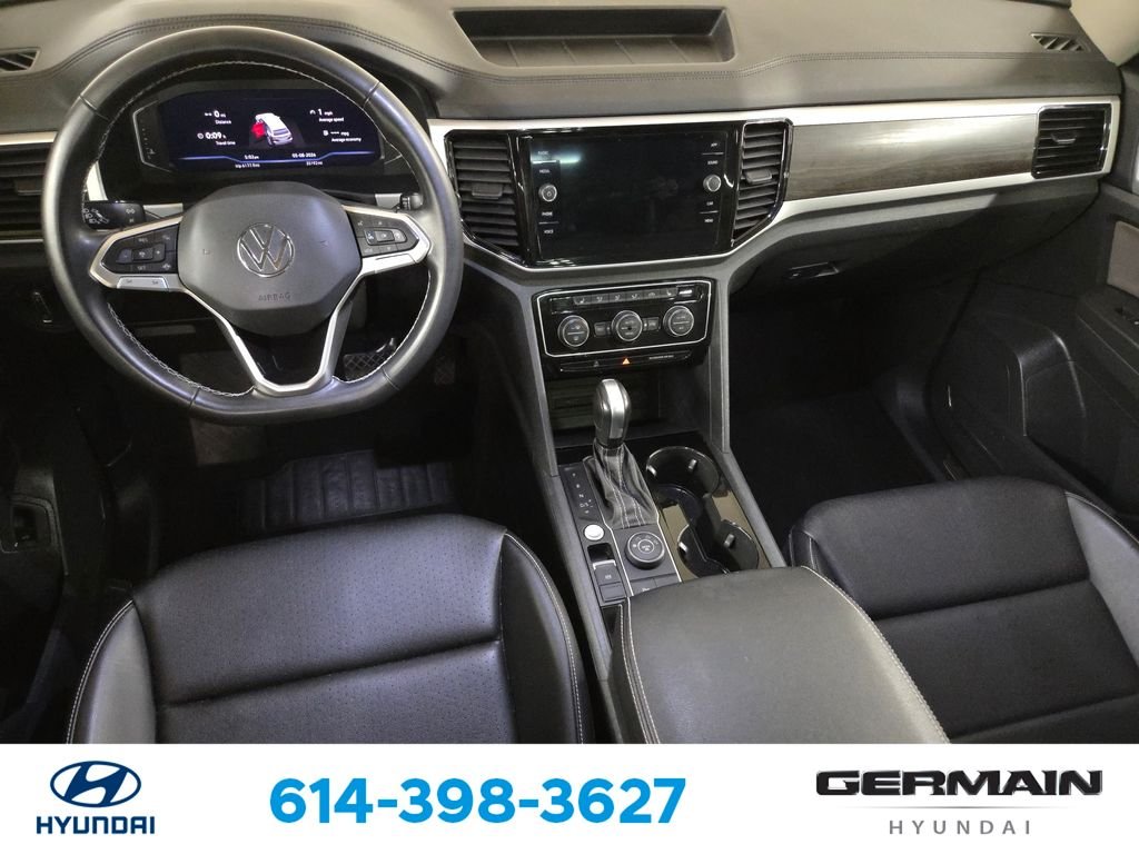 Used 2023 White Volkswagen 3.6L V6 SE w/Technology image 17