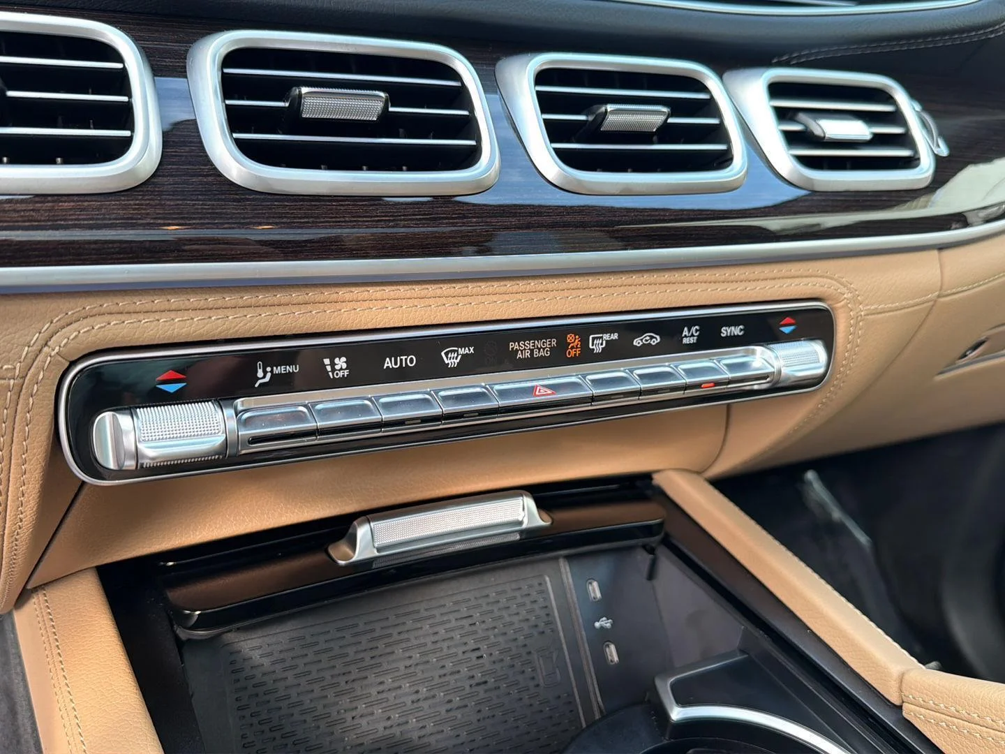 Used 2026 Polar White Mercedes-Benz GLE 450 image 27