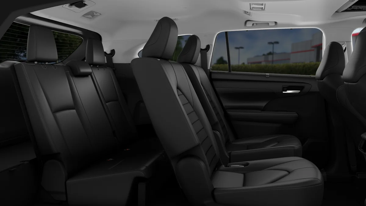 New 2026 Wind Chill Pearl Toyota XLE image 21