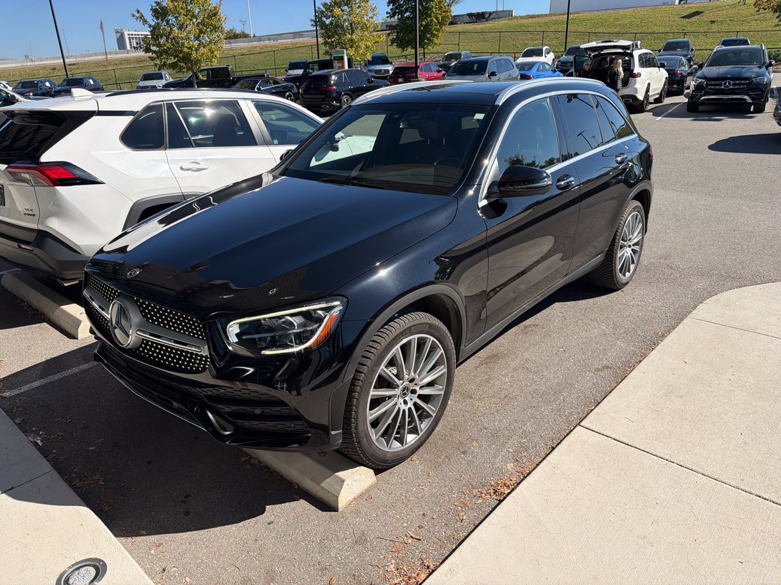 Used 2020 Black Mercedes-Benz GLC 300 image 3