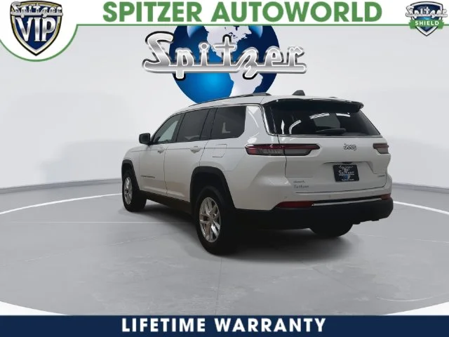 New 2026 Bright White Clear-Coat Exterior Paint Jeep Laredo X image 13