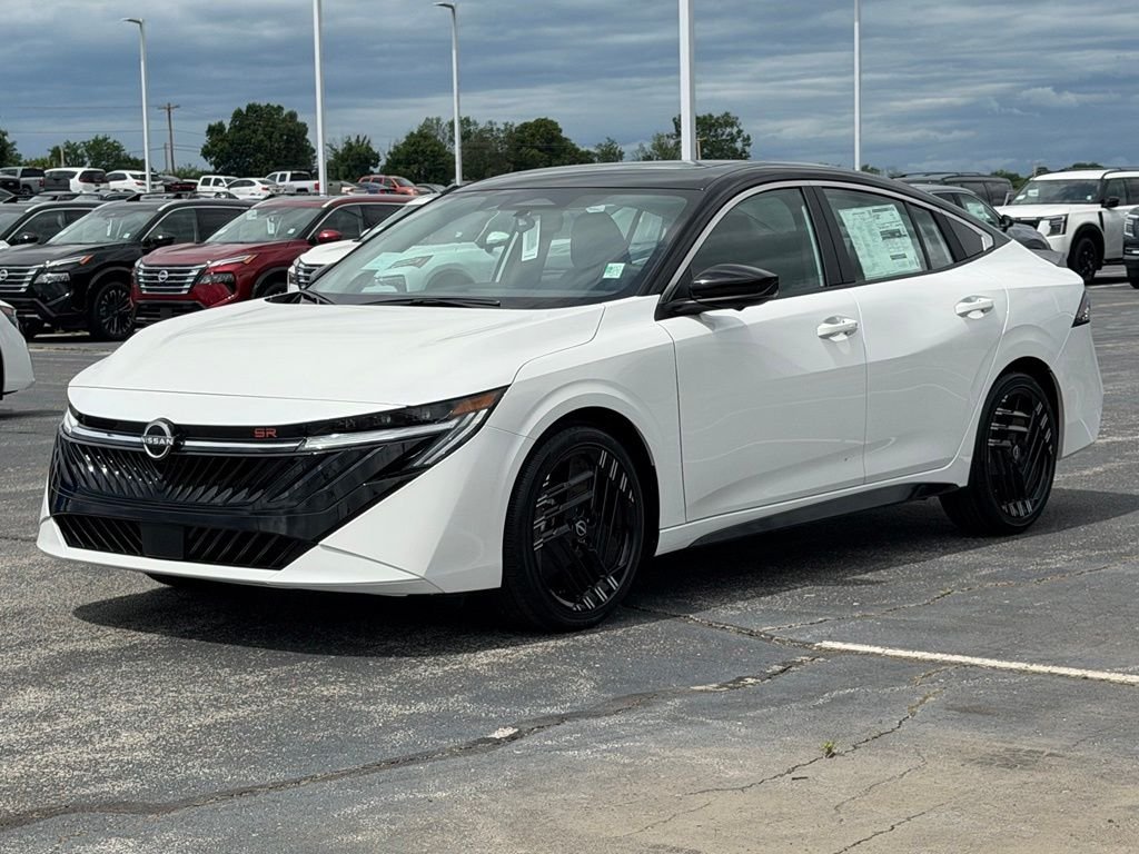 New 2026 Aspen White TriCoat / Super Black Two-tone Nissan SR image 8