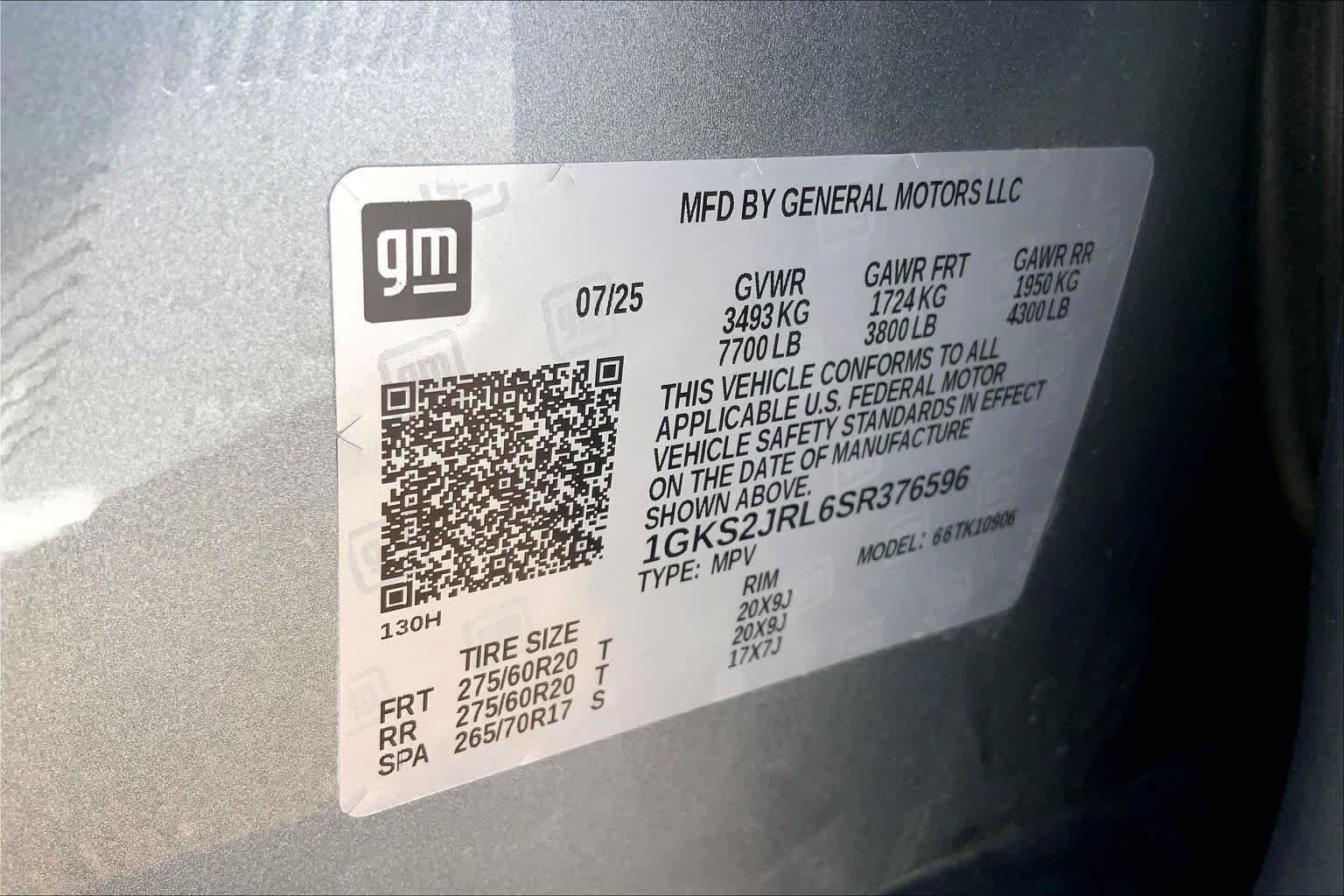 Used 2025 Sterling Metallic GMC Denali image 37