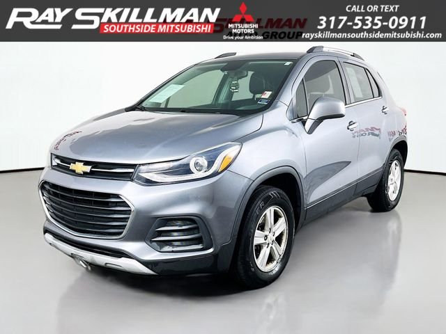 Used 2019 Gray Chevrolet LT image 3