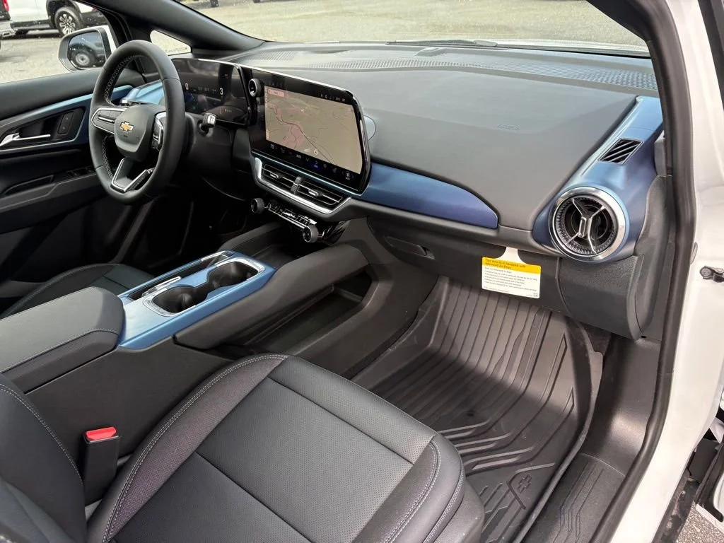 2026 Chevrolet Equinox EV 2LT - Photo 28
