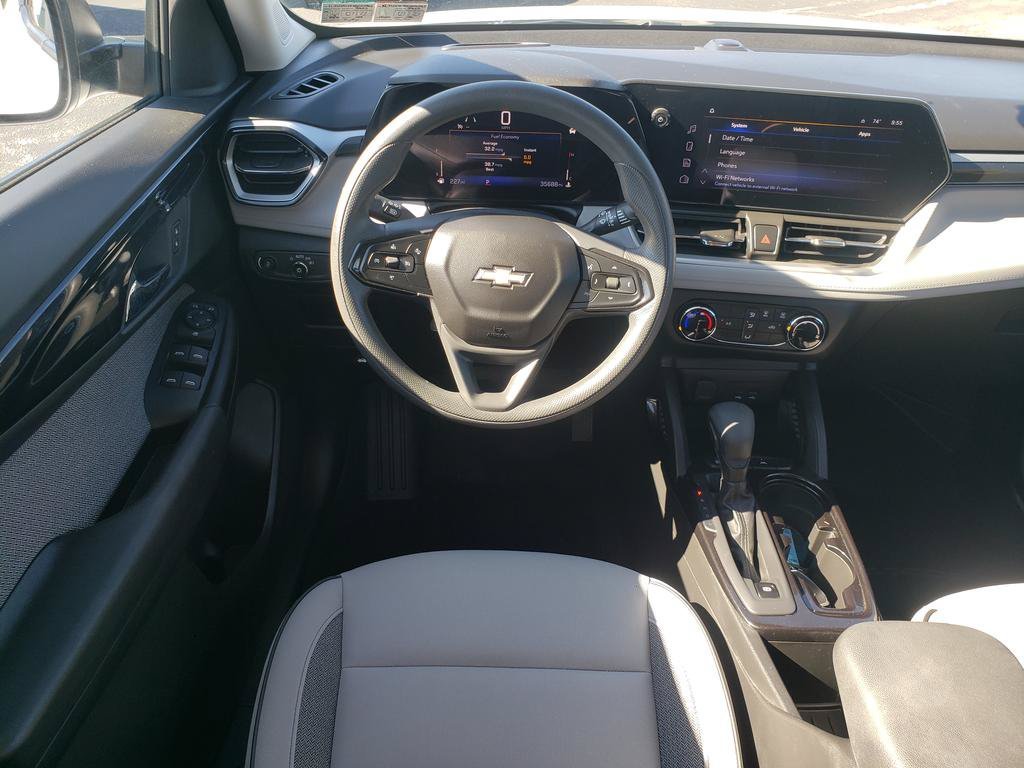 Used 2024 Summit White Chevrolet LS image 23