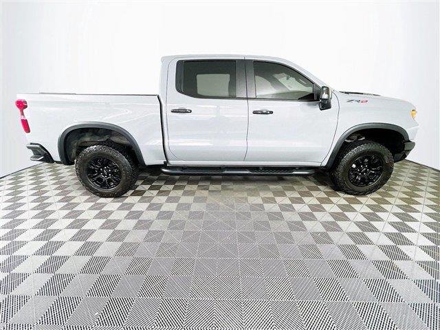 Used 2025 Slate Gray Metallic Chevrolet ZR2 image 10