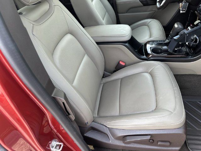 Used 2016 COPPER RED METALLIC GMC 4WD SLT image 34