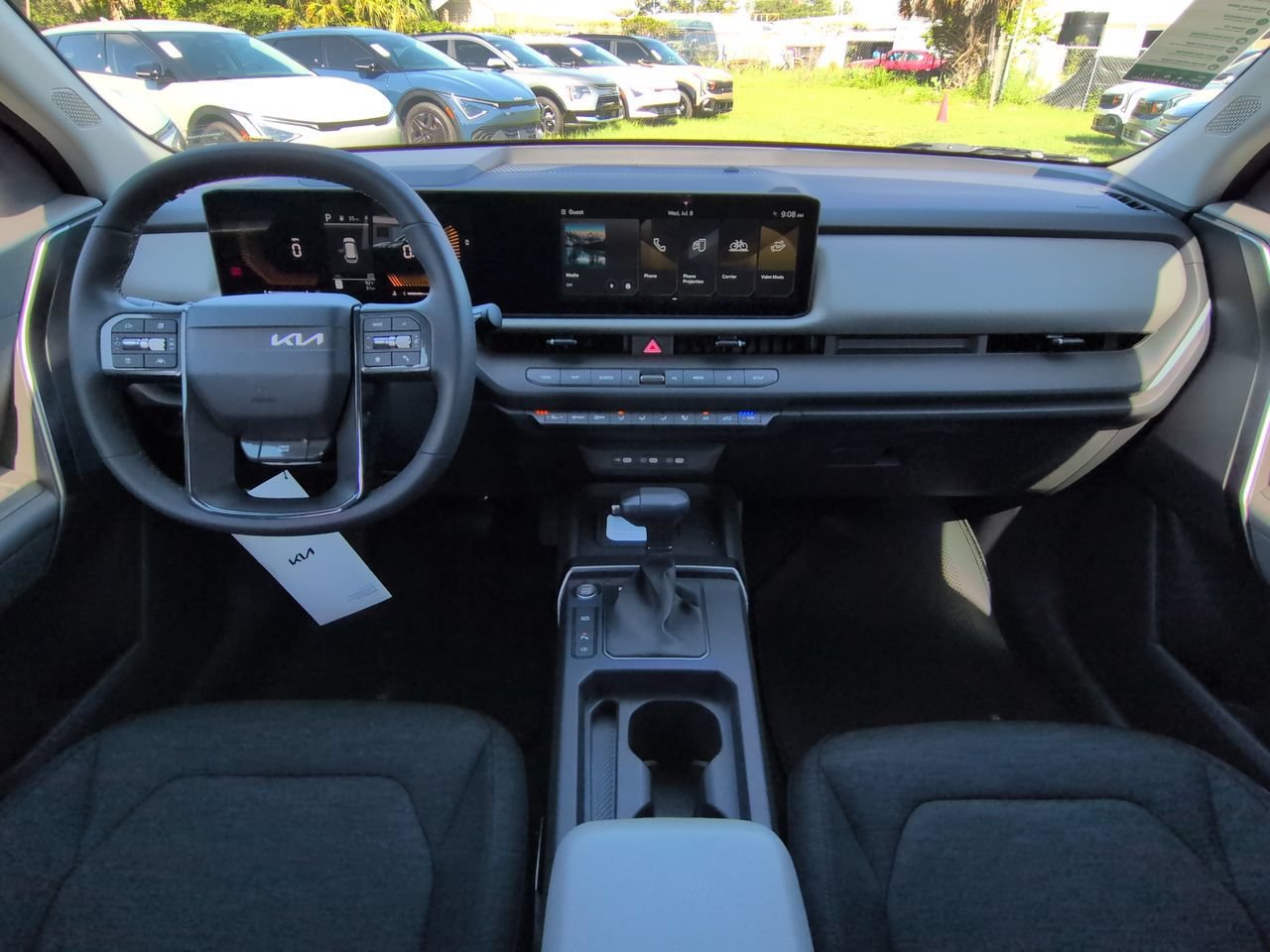 New 2027 Frost Blue / Black Roof Kia S image 16