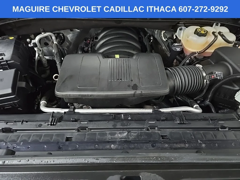 Used 2022 Silver GMC Elevation image 12