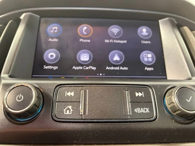 Used 2019 White Chevrolet Z71 image 22