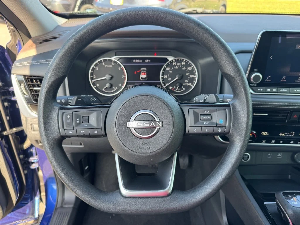 Used 2023 Blue Nissan SV image 25