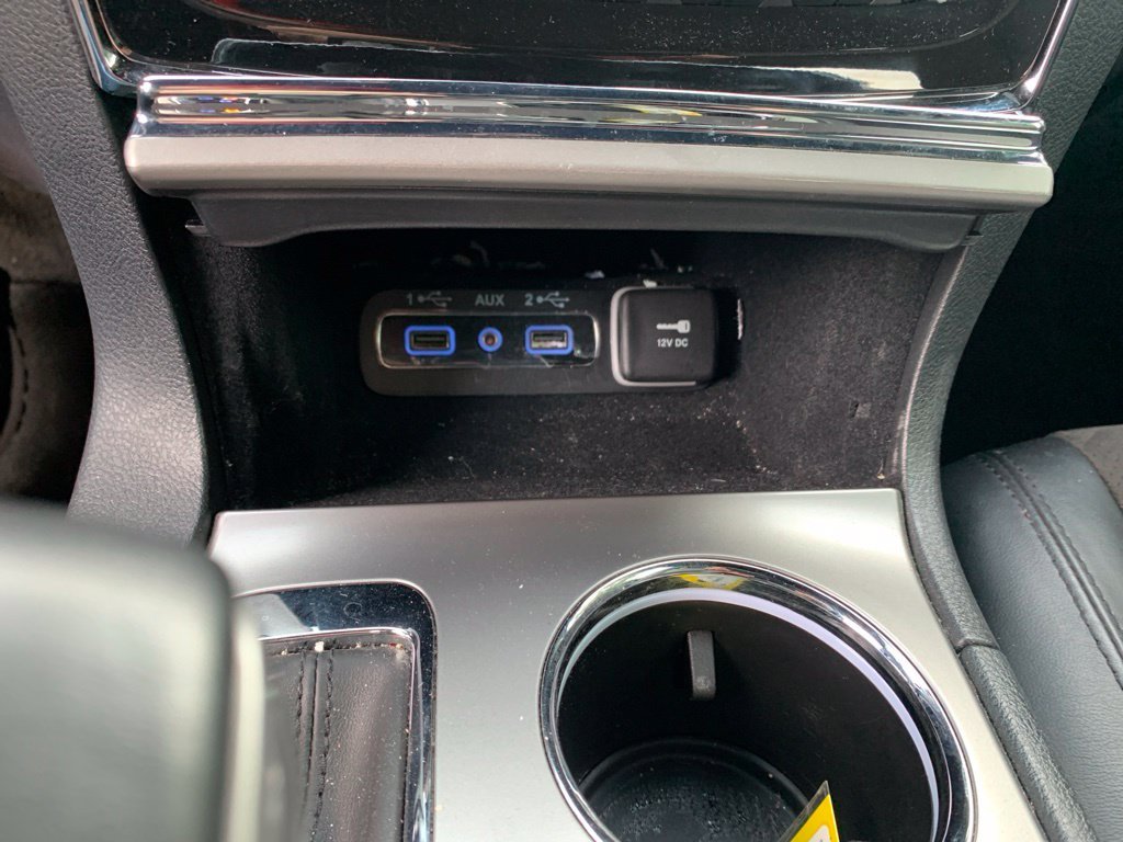 Used 2022 Red Jeep Laredo X image 23
