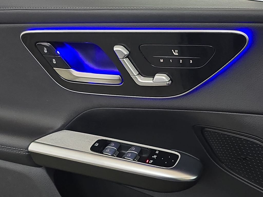 Used 2023 Starling Blue Metallic Mercedes-Benz GLC 300 image 29